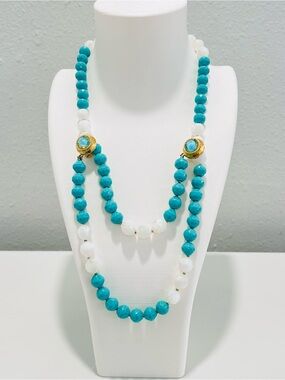 Vintage Judith McCann Shuvon Necklace Faceted Blue & White Beads Hook Closure